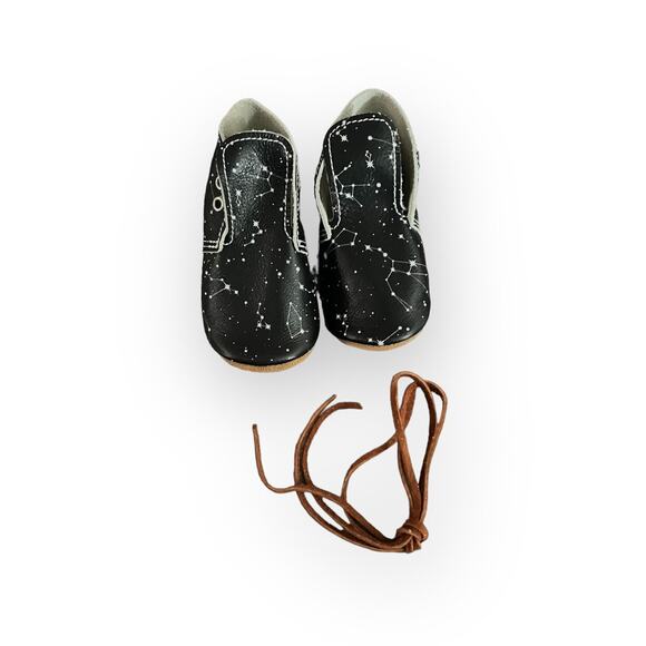 Mon Petit Other - New Mon petit Leather Constellation Oxfords